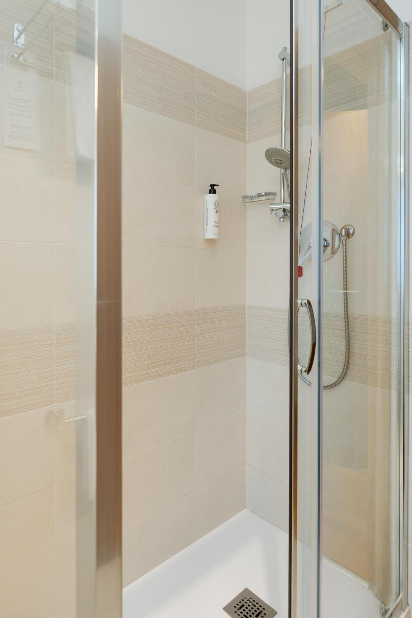 Hotel Touring Carpi Ngoại thất bức ảnh